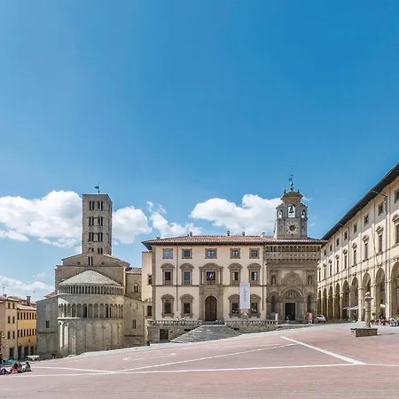Semesterbostad Lovely In Arezzo Ar With Wifi